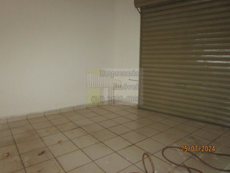 Casa para alugar com 1 quarto, 90m² - Foto 2