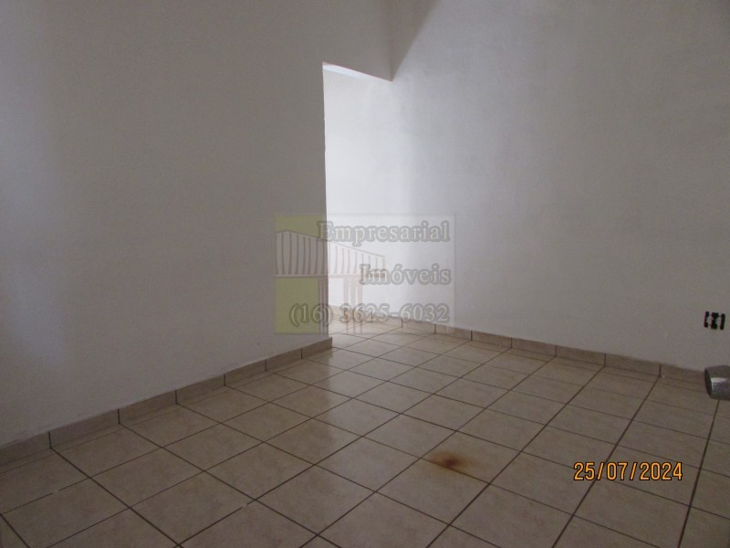 Casa para alugar com 1 quarto, 90m² - Foto 4