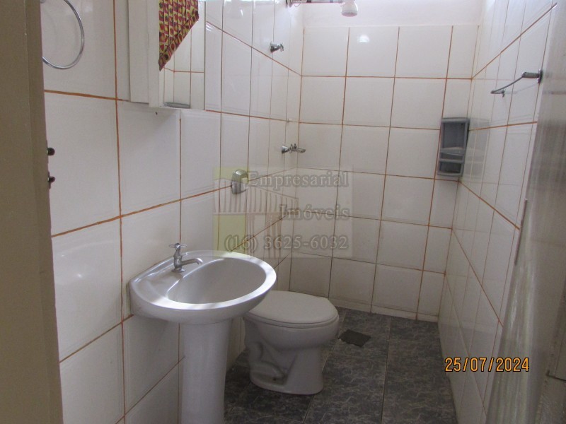 Casa para alugar com 1 quarto, 90m² - Foto 6