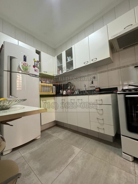 Apartamento à venda com 3 quartos, 90m² - Foto 4