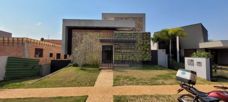 Casa à venda com 3 quartos, 318m² - Foto 10