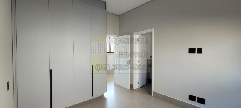 Casa à venda com 3 quartos, 318m² - Foto 18