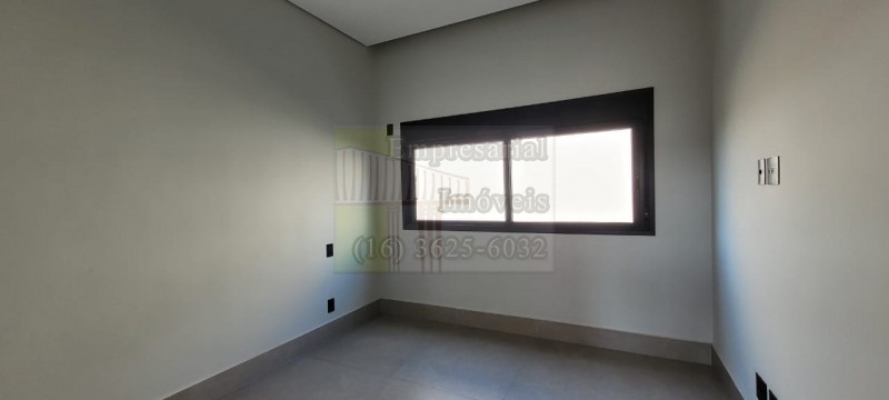 Casa à venda com 3 quartos, 318m² - Foto 9