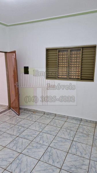 Casa para alugar com 2 quartos, 60m² - Foto 5