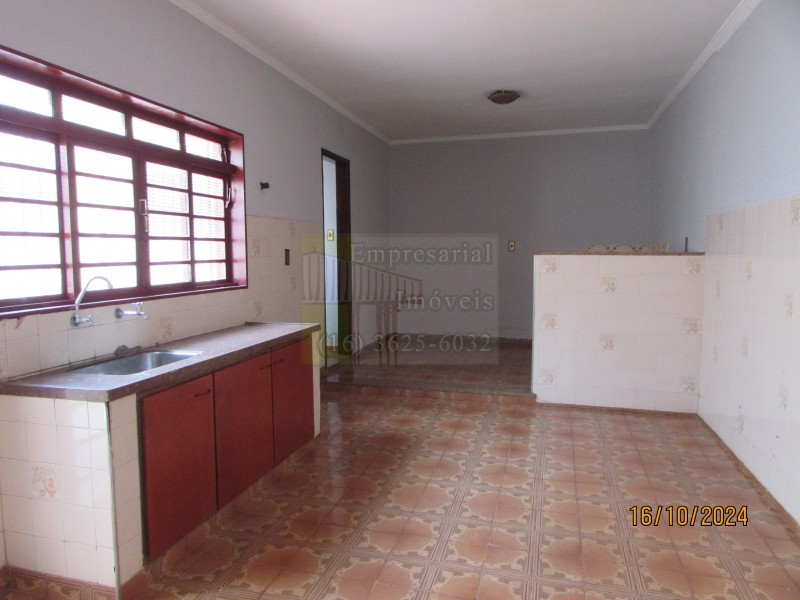 Sobrado para alugar com 2 quartos, 100m² - Foto 7