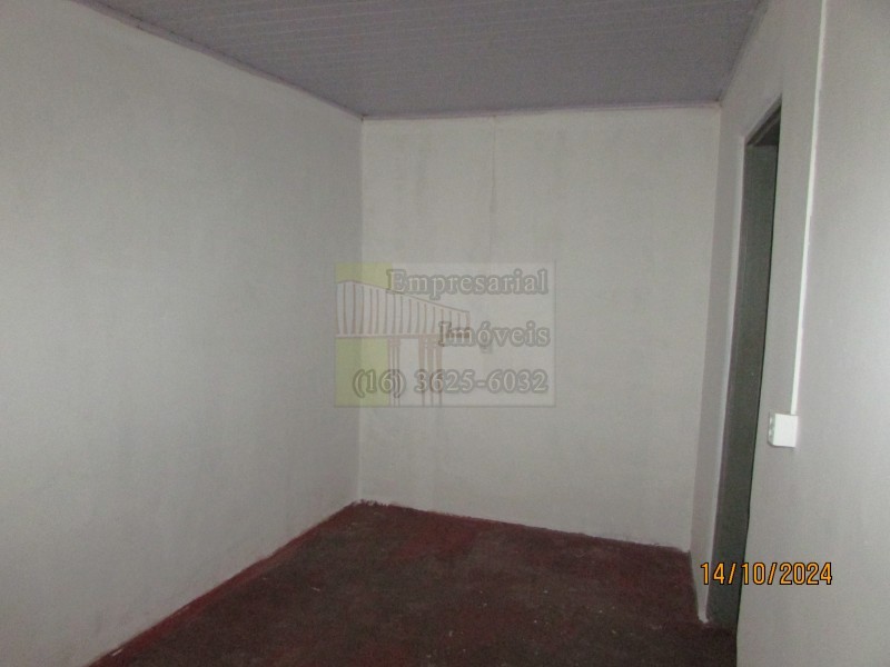 Casa para alugar com 1 quarto, 40m² - Foto 5