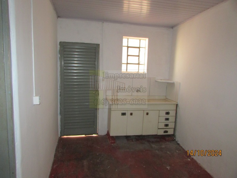 Casa para alugar com 1 quarto, 40m² - Foto 4