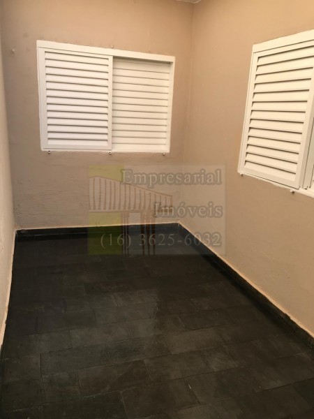 Casa à venda com 3 quartos, 200m² - Foto 18