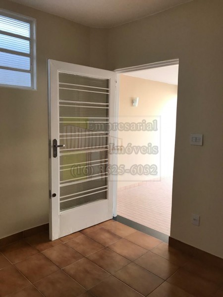 Casa à venda com 3 quartos, 200m² - Foto 8