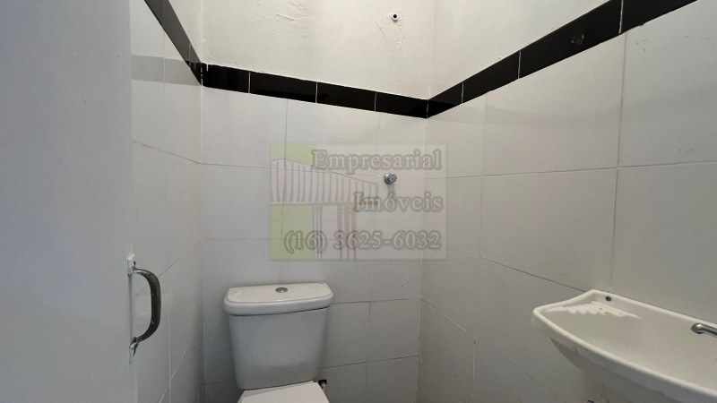 Prédio Inteiro para alugar, 38m² - Foto 1