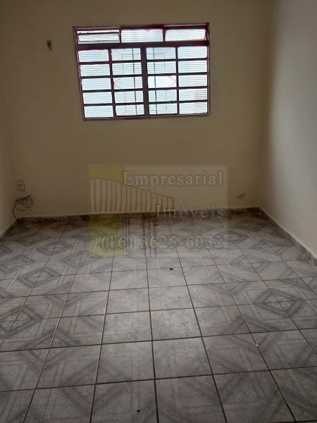 Casa à venda com 3 quartos, 100m² - Foto 3