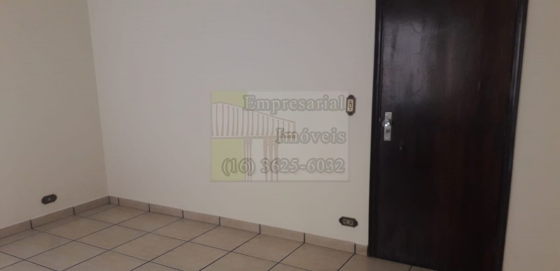 Casa para alugar com 3 quartos, 120m² - Foto 10