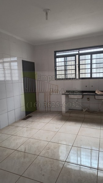 Casa para alugar com 2 quartos, 100m² - Foto 12