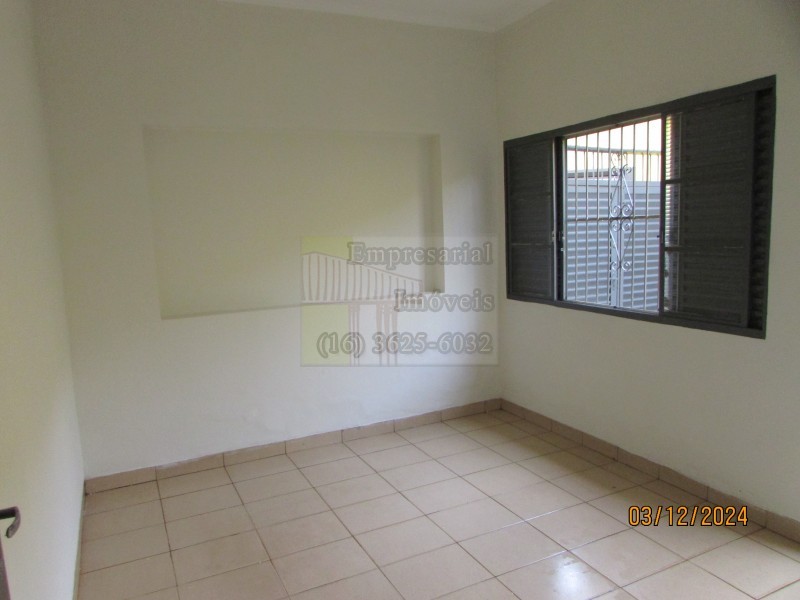 Casa para alugar com 2 quartos, 100m² - Foto 9