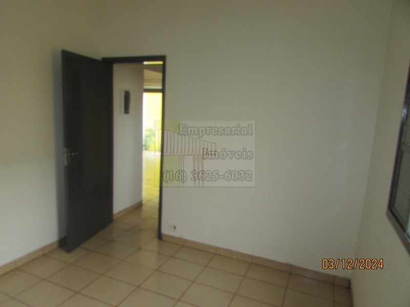 Casa para alugar com 2 quartos, 100m² - Foto 15