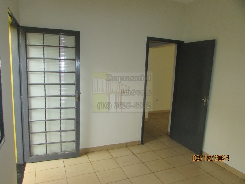 Casa para alugar com 2 quartos, 100m² - Foto 11