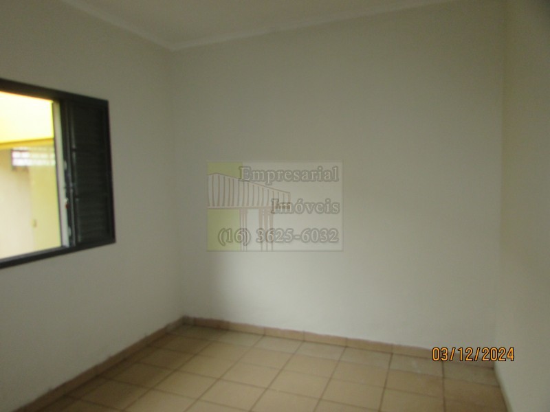 Casa para alugar com 2 quartos, 100m² - Foto 14