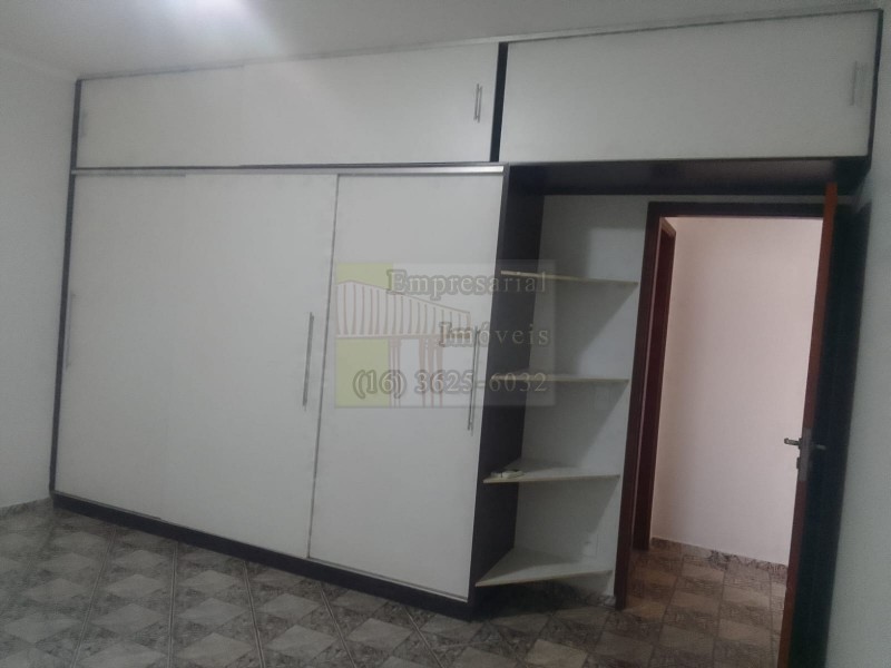 Casa para alugar com 3 quartos, 100m² - Foto 2