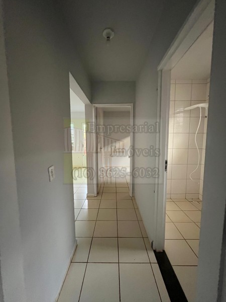 Casa para alugar com 2 quartos, 90m² - Foto 12