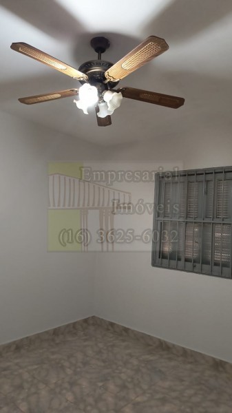 Casa para alugar com 3 quartos, 100m² - Foto 15