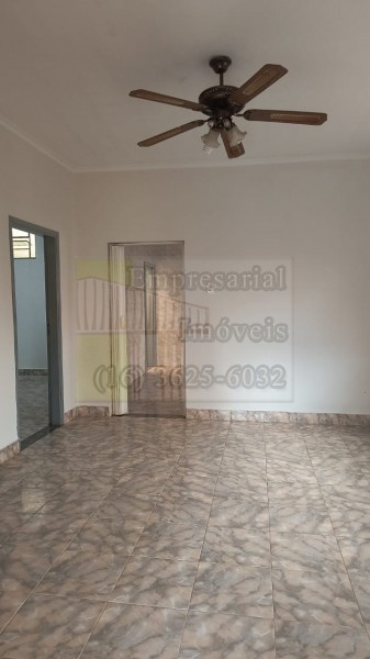 Casa para alugar com 3 quartos, 100m² - Foto 22