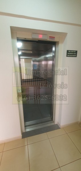 Apartamento à venda com 2 quartos, 55m² - Foto 2