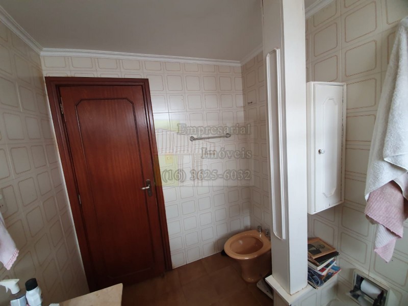 Apartamento à venda com 3 quartos, 209m² - Foto 5