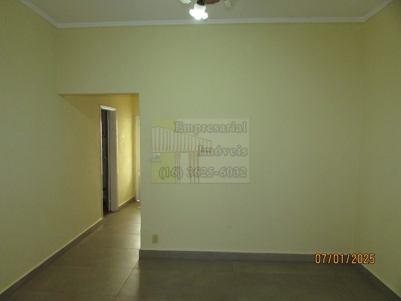 Casa à venda e aluguel com 2 quartos, 90m² - Foto 4