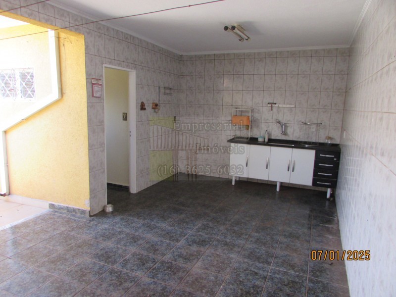 Casa à venda e aluguel com 2 quartos, 90m² - Foto 16