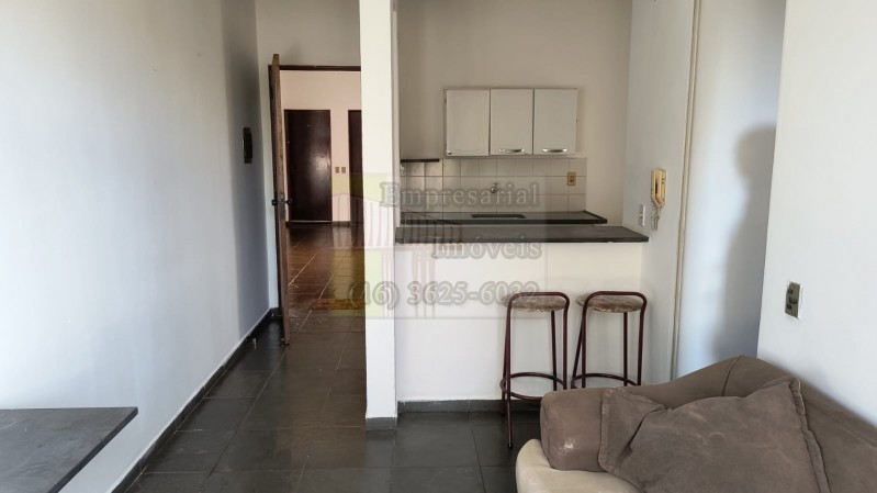 Apartamento à venda e aluguel com 1 quarto, 40m² - Foto 2