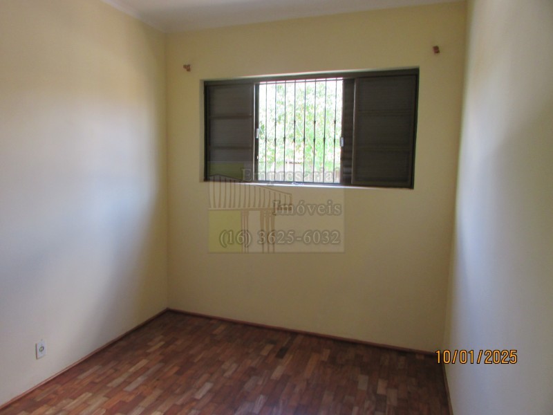 Casa para alugar com 2 quartos, 60m² - Foto 4