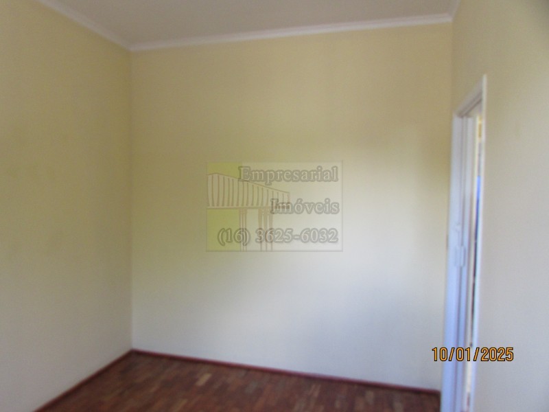 Casa para alugar com 2 quartos, 60m² - Foto 5