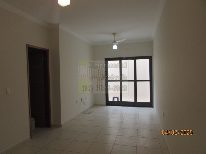 Apartamento para alugar com 3 quartos, 90m² - Foto 1