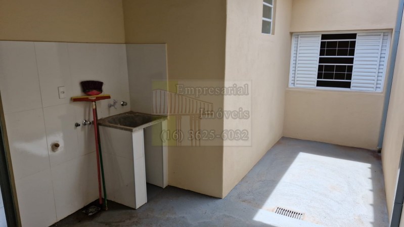 Casa para alugar com 3 quartos, 120m² - Foto 22