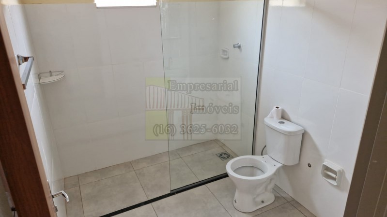 Casa para alugar com 3 quartos, 120m² - Foto 15