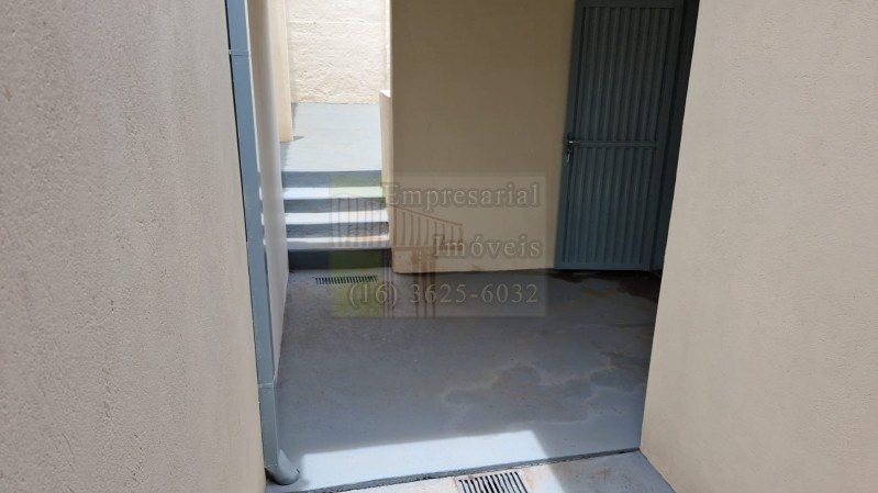 Casa para alugar com 3 quartos, 120m² - Foto 25