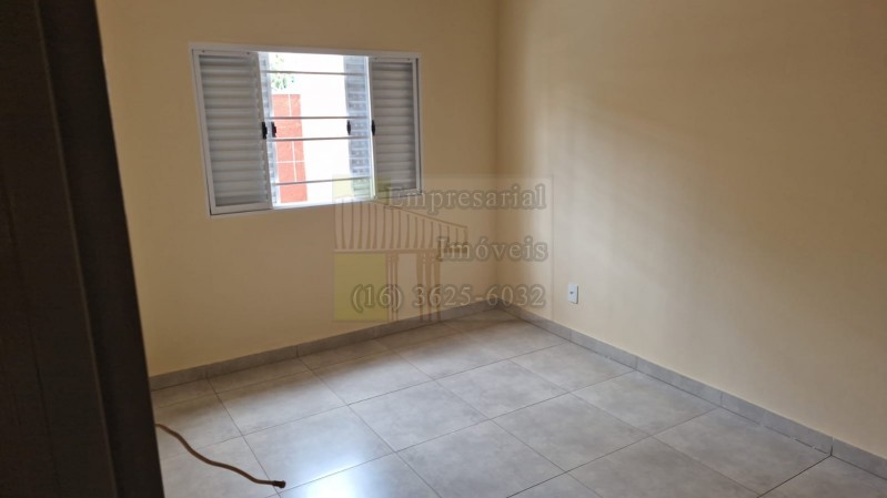 Casa para alugar com 3 quartos, 120m² - Foto 10