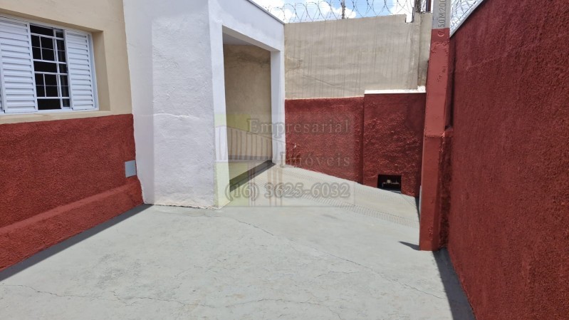 Casa para alugar com 3 quartos, 120m² - Foto 1