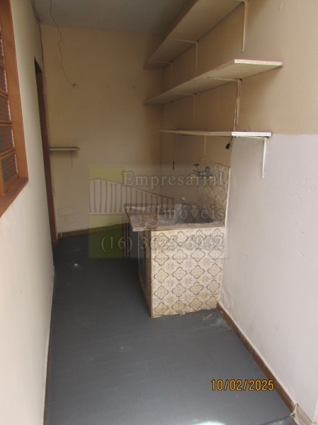 Casa para alugar com 2 quartos, 70m² - Foto 16