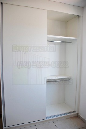 Apartamento à venda com 2 quartos, 72m² - Foto 4