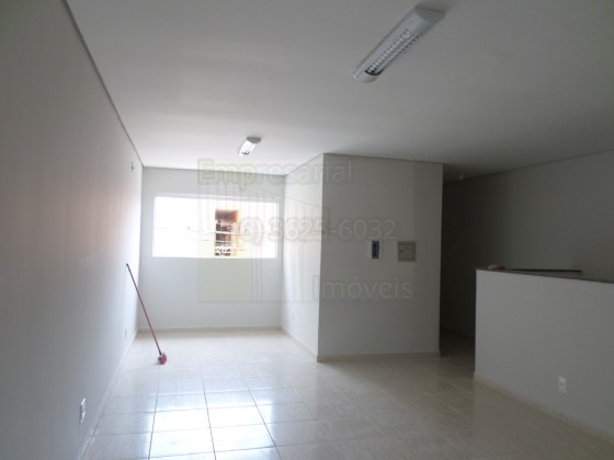 Prédio Inteiro para alugar, 55m² - Foto 2