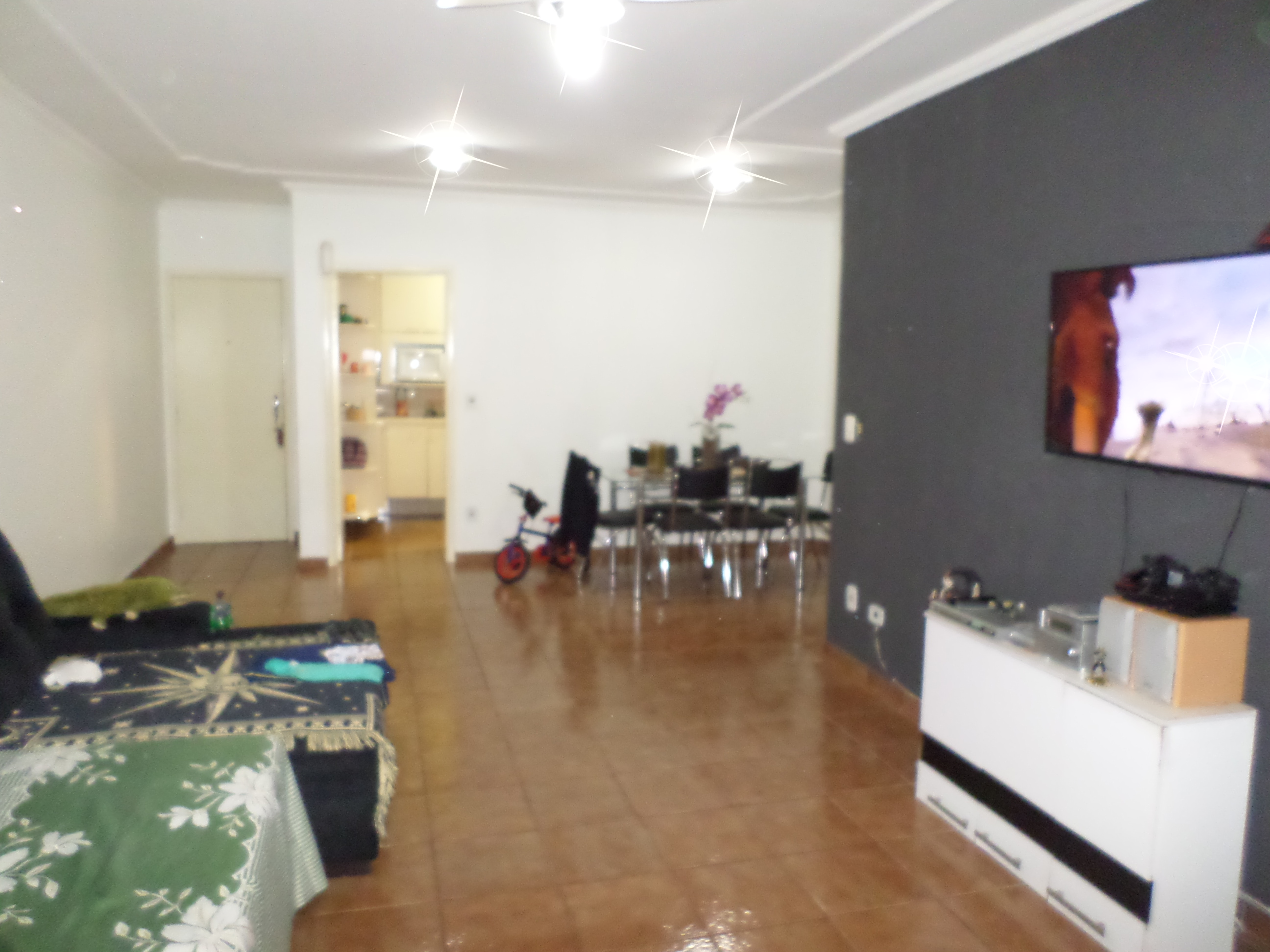 Apartamento à venda com 3 quartos, 106m² - Foto 1